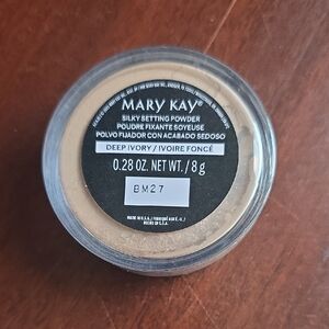 Mary Kay Silky Setting Powder - Deep Ivory